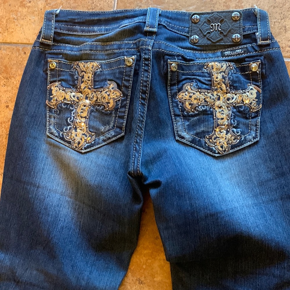 Miss Me jeans in great condition.